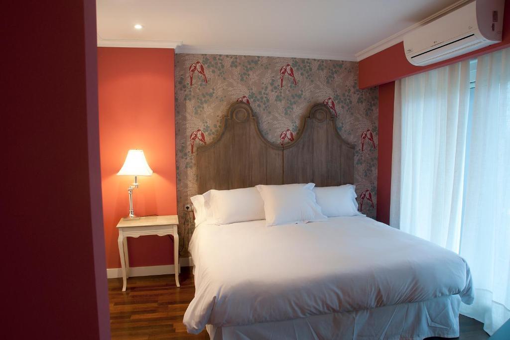 El Jardin De Vikera Hostal San Andrés de Montejos Habitación foto